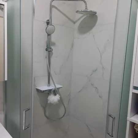 Nikola Hram Апартаменты *