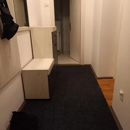 Nikola Hram Апартаменты Белград